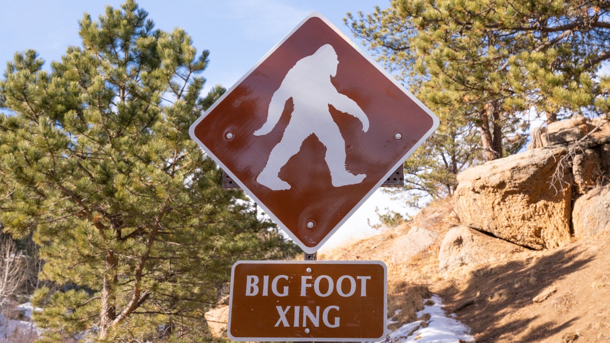 Sign for big foot 