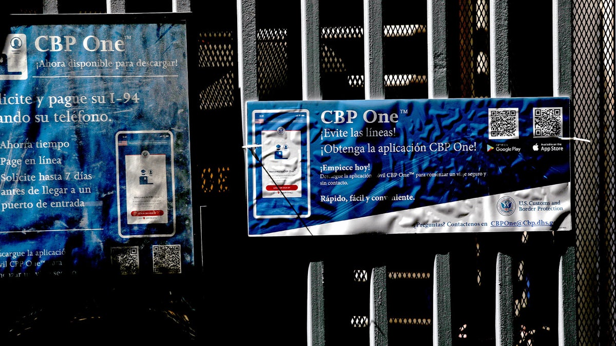 CBP One signs