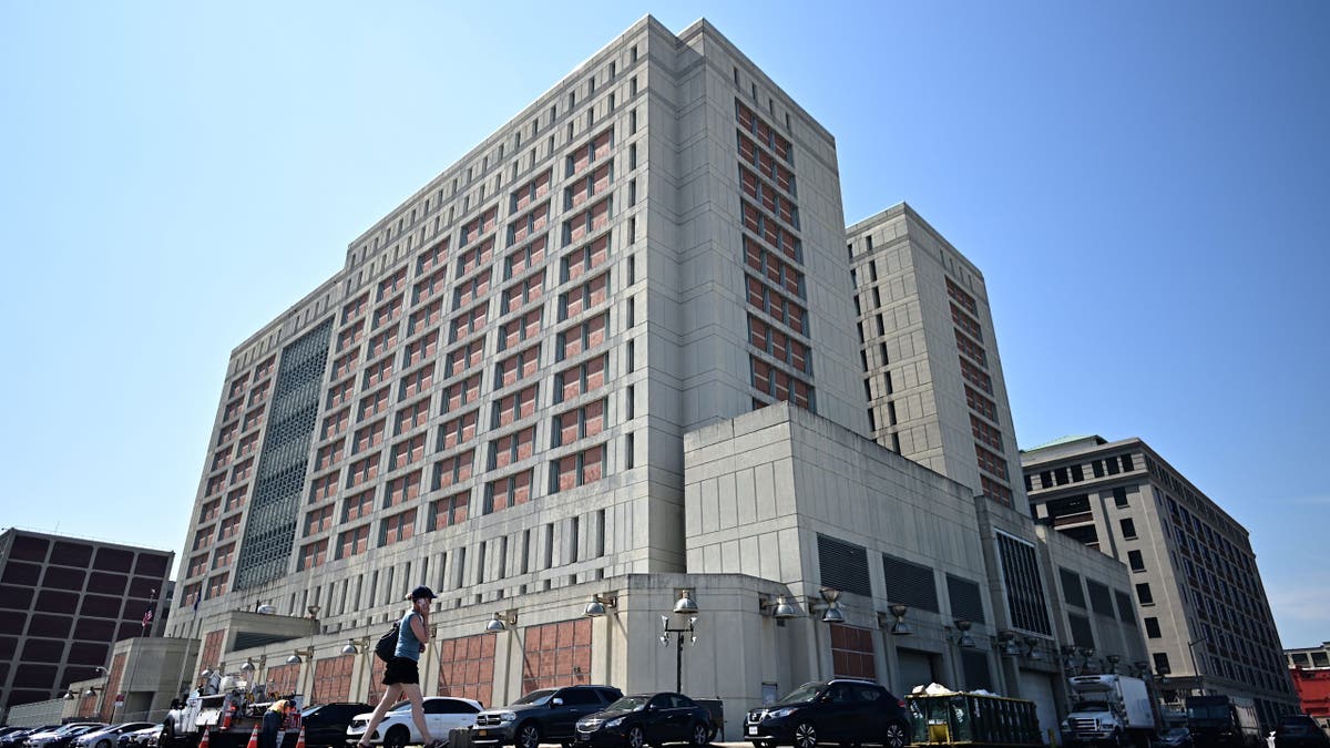 exterior photo of the MDC federal jail in Brooklyn