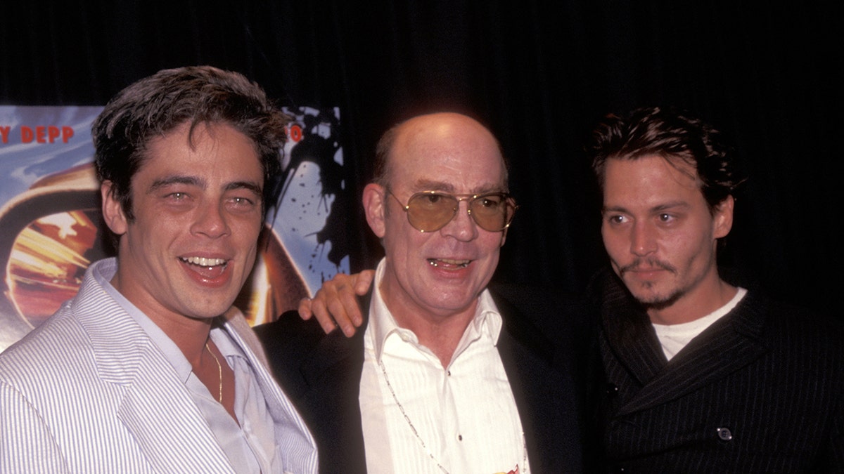 Benicio Del Toro, Hunter S. Thompson and Johnny Depp 