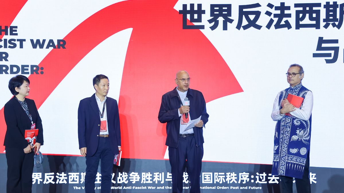 Neville Roy Singham and Vjiay Prashad