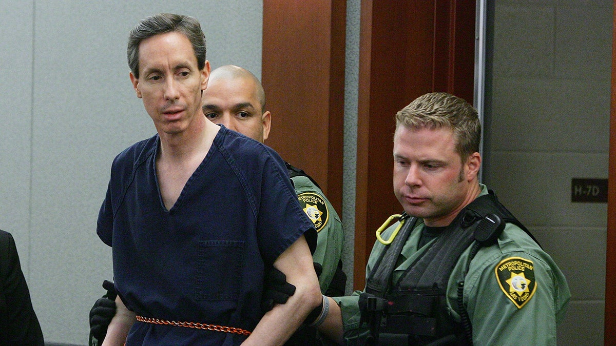 Warren Jeffs escorted by Las Vegas Metropolitan Police Department SWAT officers into court