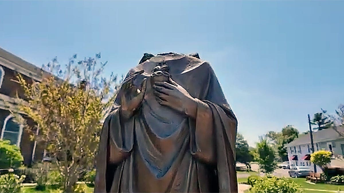 Beheaded Jesus statue outside Catholic church