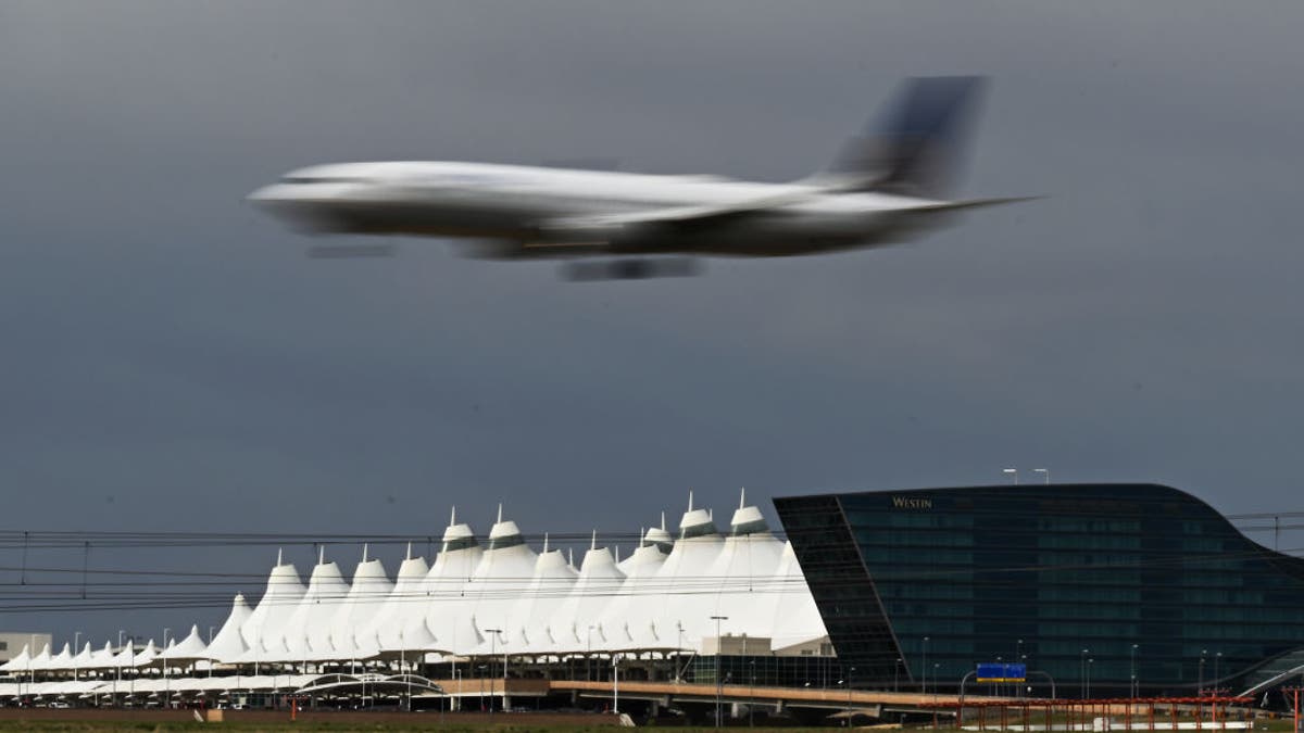 DENVER CO AIRPORT