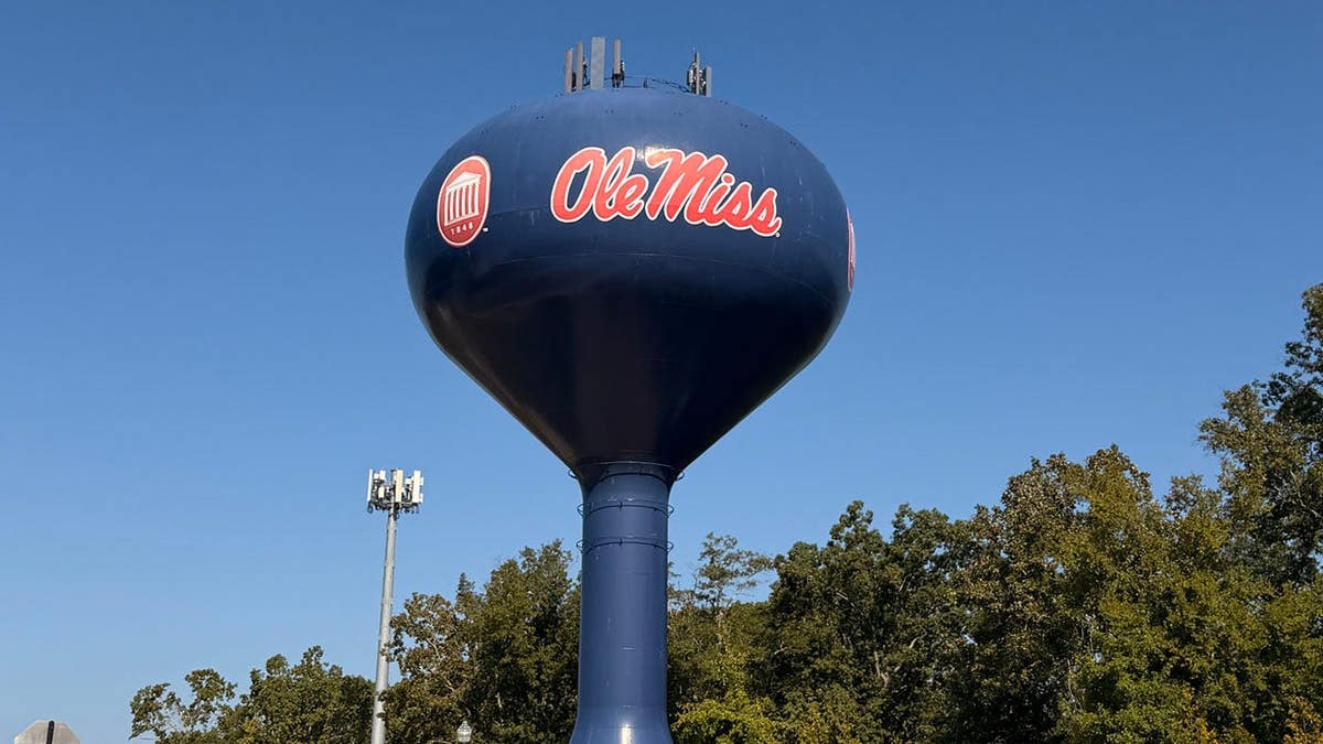 Lane Kiffin returns to Ole Miss, with LSU