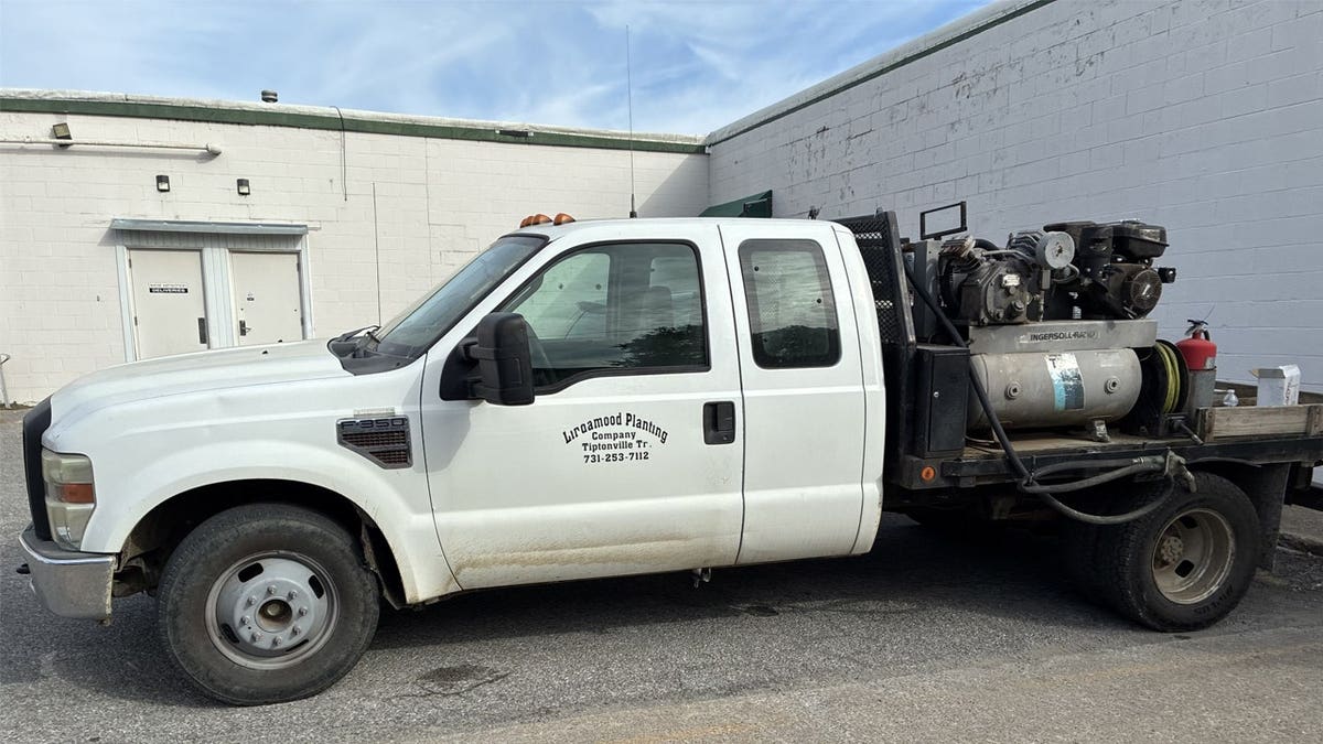 White Ford F-350 work truck authorities say was stolen by escaped Tennessee inmate Jacob Morley and later found abandoned in Marion, Illinois.