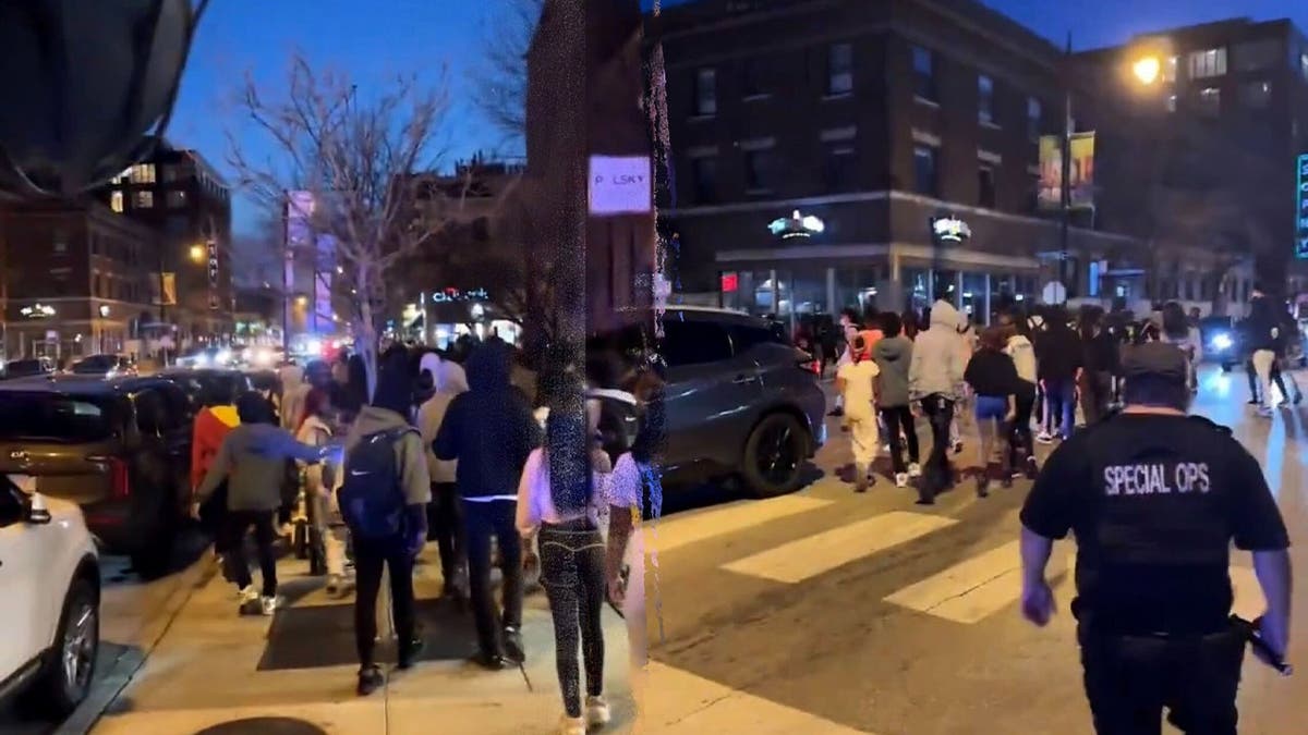 Teens in the streets of Chicago