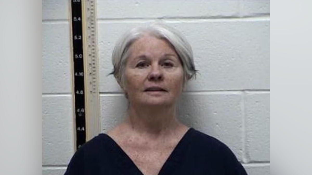 Mugshot of Lisa C. White, a Florida attorney accused of threatening to kill ICE agents